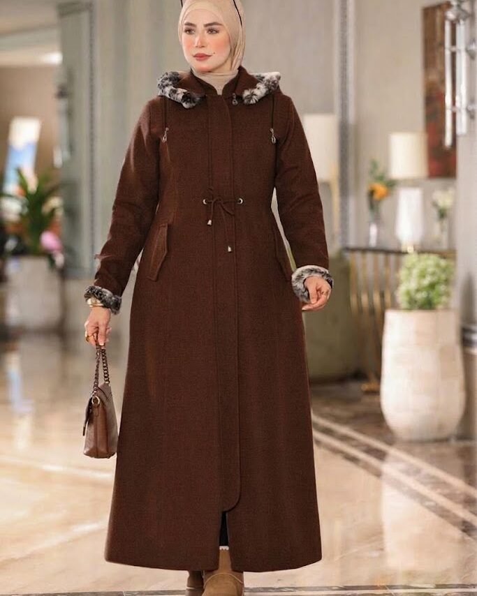 Women's Lined Winter Coat / Abaya